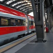 Gruppo FS e TIM: passo in avanti  per potenziare la connettività a bordo treno alta velocità