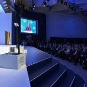 Davos 2023: Ursula von der Leyen “ la storia dell’economia della tecnologia pulita sarà scritta in Europa”.