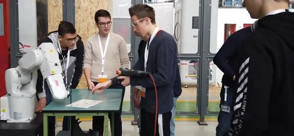 La robotica di ABB a Fiera Didacta Firenze  per preparare gli studenti alle sfide di Industria 4.0