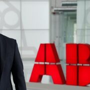 Marc Segura, Presidente di ABB  Robotics Division, individua tre fattori trainanti per le soluzioni di IA guidate dalla robotica nel 2024