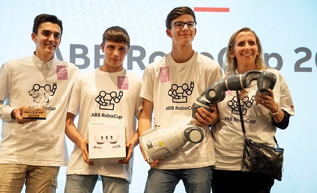 ABB RoboCup 2024: L’Istituto J.F. Kennedy di Pordenone si aggiudica la finale  del contest ideato dal team Education di ABB Robotics